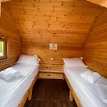 Buni Bajraktarit Ecotourism 세스